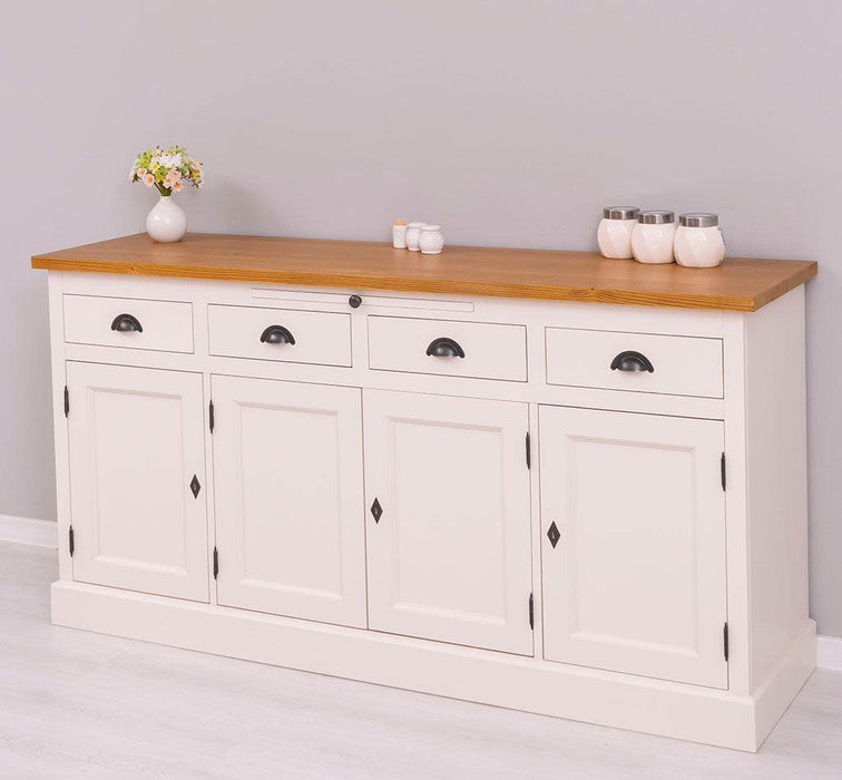 Viertüriges Sideboard aus Massivholz im Landhausstil -