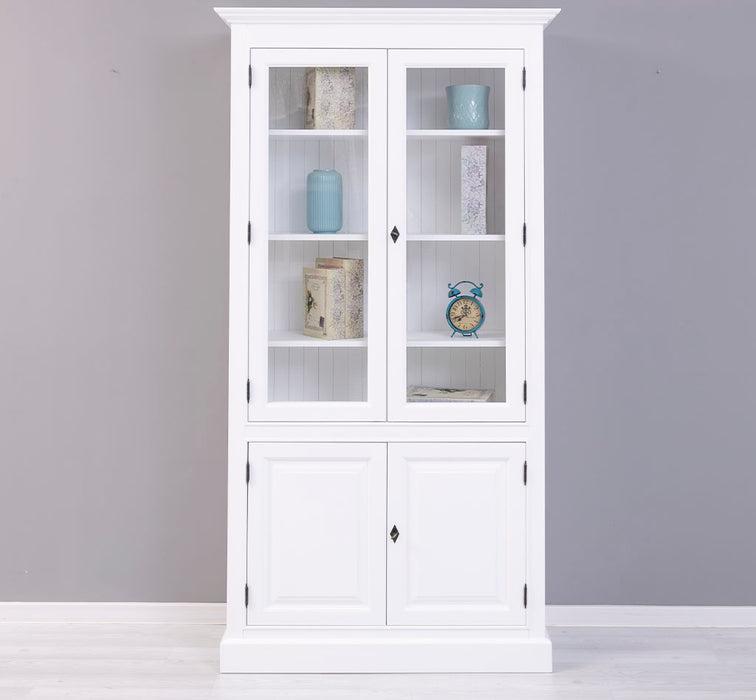 Vitrinenschrank aus Massivholz mit vier Regalböden