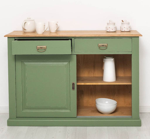 Zweitueriges-Sideboard-mit-Schubladen-aus-Massivholz-Kommode-mit-Schiebetueren-eiche-gruen-frontal-offen