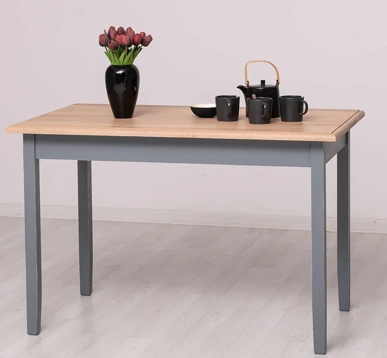 Esstisch aus Massivholz | mit Pinien- oder Eichenplatte