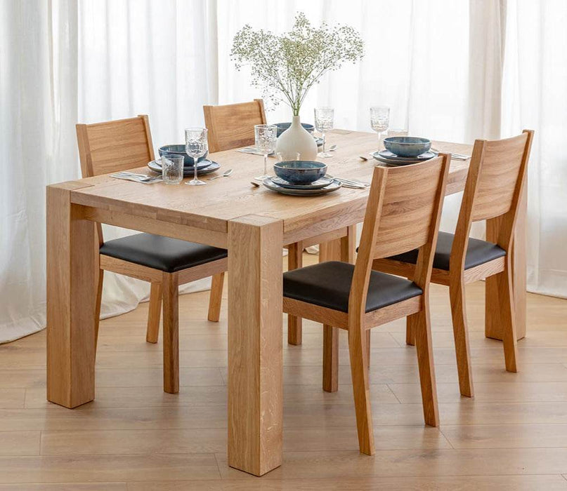 Essgruppe aus massiver Eiche | Eichentisch Siena + 4 x Eichenstuhl Prato - 