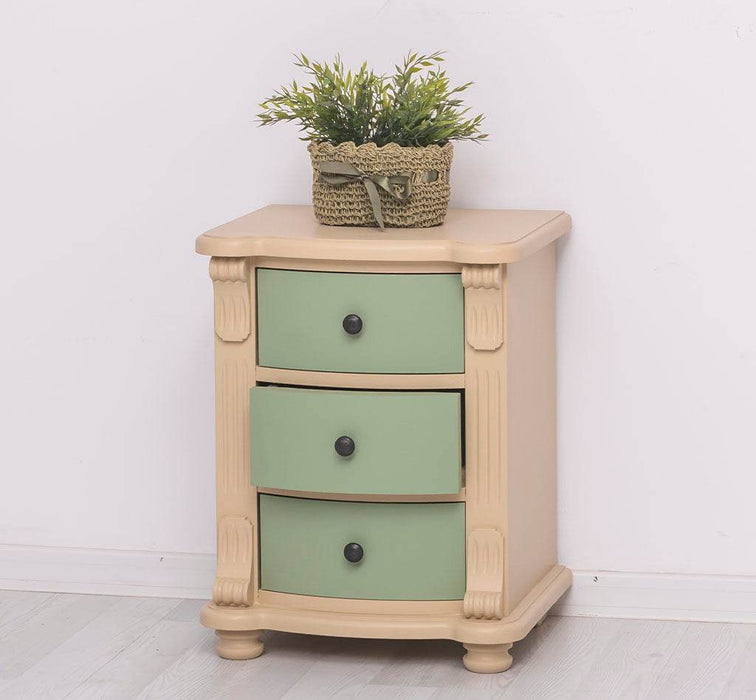 Nachttisch aus Massivholz | Beistelltisch mit drei Schubladen - Beige - Salbei
