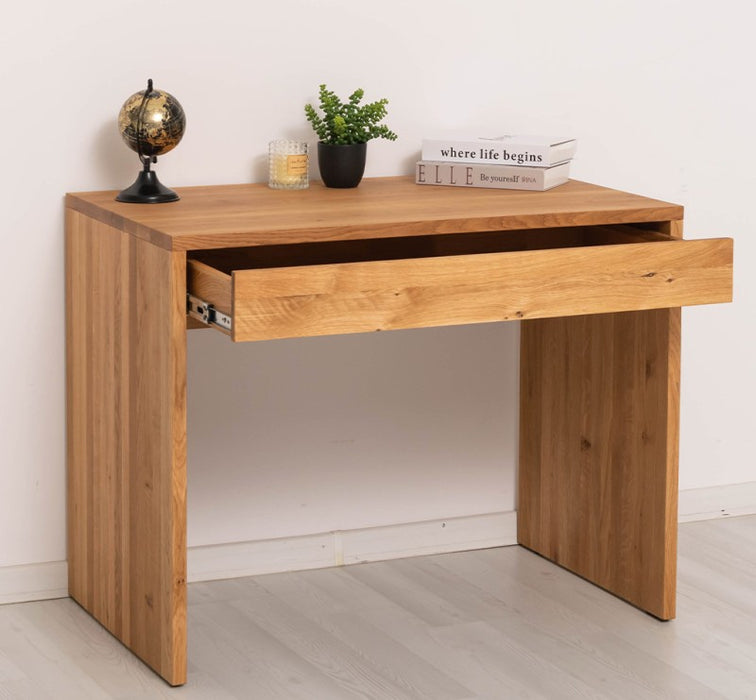 Minimalistischer Schreibtisch aus massiver Eiche | Arbeitsplatz mit großer Schublade