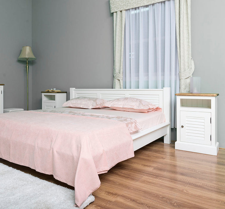 Landhausbett aus Massivholz in verschiedenen Größen & Farben