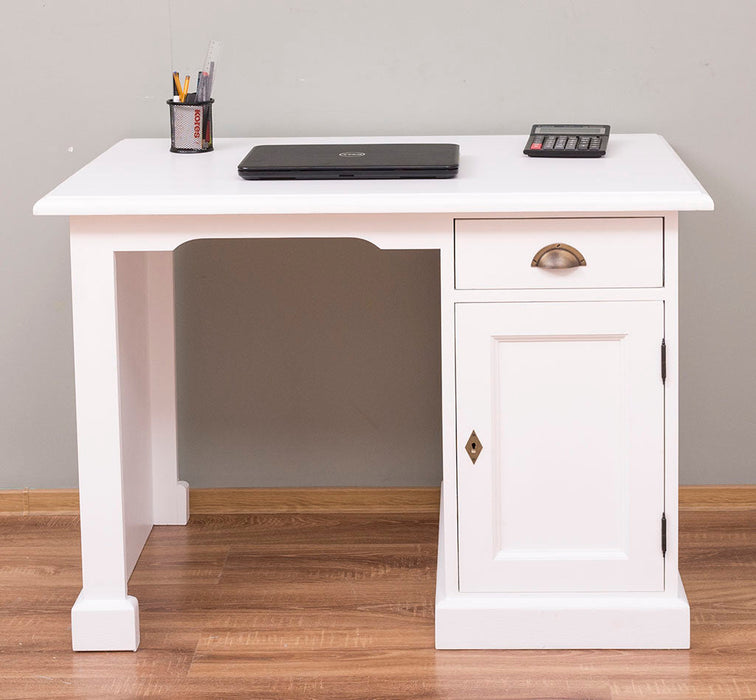 Kleiner Schreibtisch aus Massivholz in verschiedenen Farben —  Massivholzmöbel-Becker