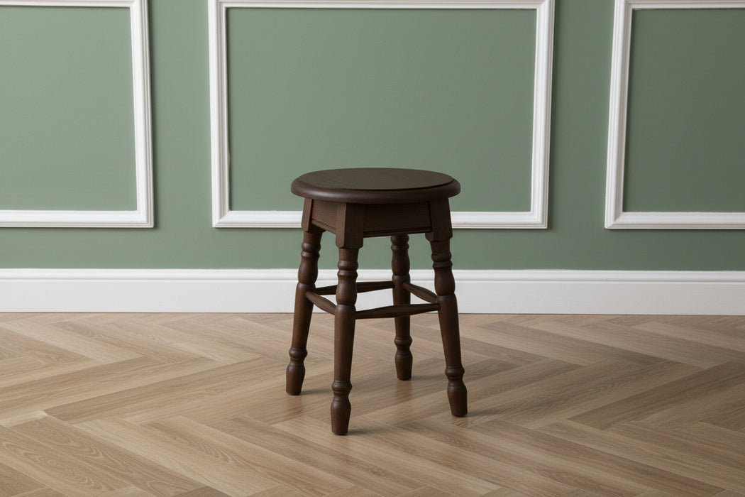 Rustikaler Hocker aus Massivholz mit gedrehten Beinen - 